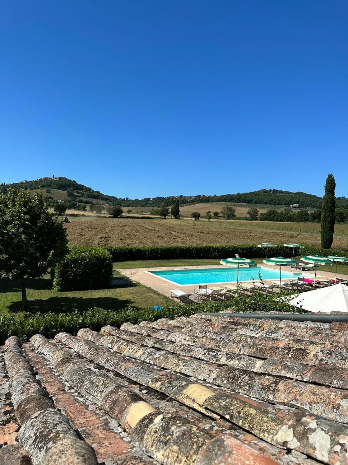 Agriturismo La Peschiera Casole dʼElsa Eksteriør bilde