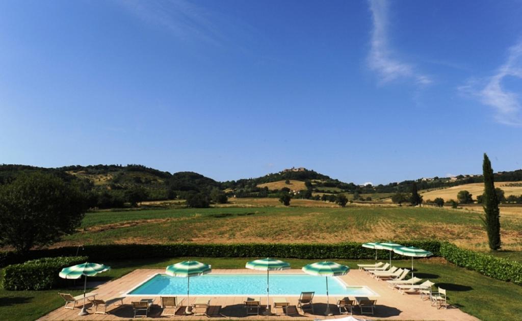 Agriturismo La Peschiera Casole dʼElsa Eksteriør bilde