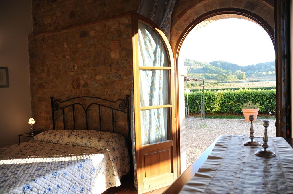 Agriturismo La Peschiera Casole dʼElsa Eksteriør bilde